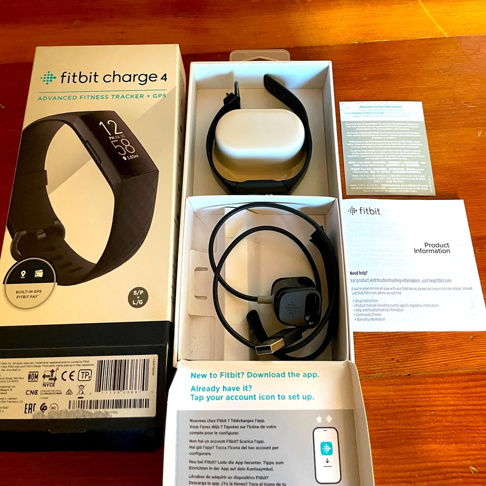 FitBit Charge 4